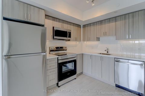 Photo 9 at 508 - 556 Marlee Avenue, Glen Park, Toronto