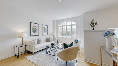 Photo 1 at 3 - 700 Summeridge Drive, Patterson, Vaughan