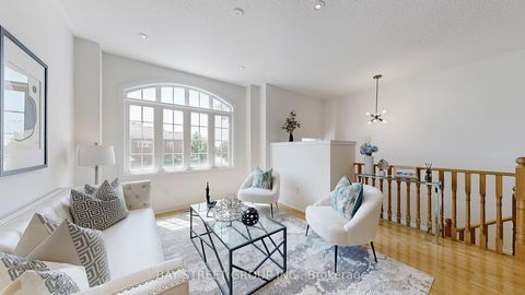 Photo 3 at 3 - 700 Summeridge Drive, Patterson, Vaughan
