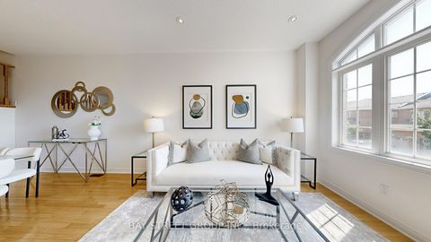 Photo 4 at 3 - 700 Summeridge Drive, Patterson, Vaughan