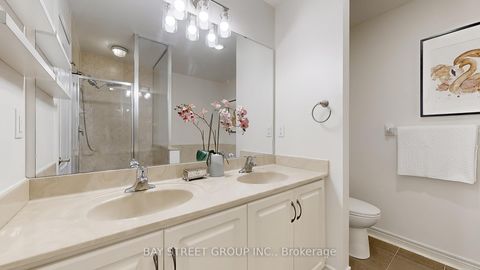 Photo 23 at 3 - 700 Summeridge Drive, Patterson, Vaughan