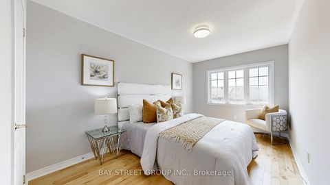 Photo 28 at 3 - 700 Summeridge Drive, Patterson, Vaughan