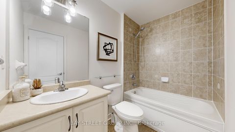Photo 31 at 3 - 700 Summeridge Drive, Patterson, Vaughan