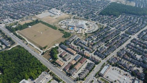 Photo 40 at 3 - 700 Summeridge Drive, Patterson, Vaughan