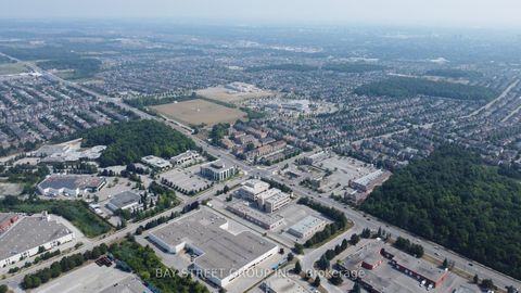 Photo 41 at 3 - 700 Summeridge Drive, Patterson, Vaughan