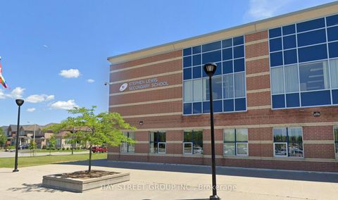 Photo 48 at 3 - 700 Summeridge Drive, Patterson, Vaughan