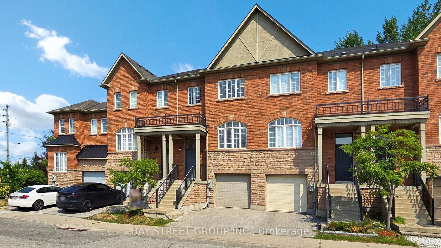 3 - 700 Summeridge Drive, Patterson, Vaughan 