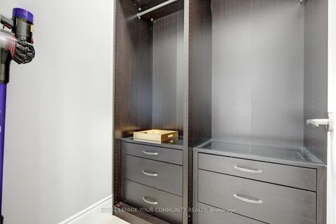 Photo 5 at 2 Aegis Drive, Patterson, Vaughan