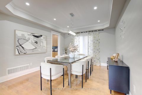 Photo 12 at 2 Aegis Drive, Patterson, Vaughan
