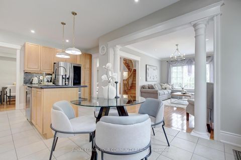 Photo 21 at 2 Aegis Drive, Patterson, Vaughan