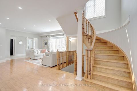 Photo 27 at 2 Aegis Drive, Patterson, Vaughan