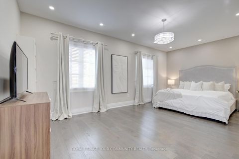 Photo 29 at 2 Aegis Drive, Patterson, Vaughan