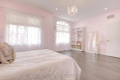 Photo 34 at 2 Aegis Drive, Patterson, Vaughan