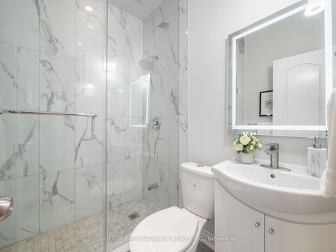 Photo 20 at 398 Crawford Street, Bellwoods, Toronto