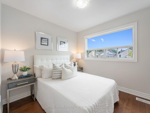 Photo 26 at 398 Crawford Street, Bellwoods, Toronto