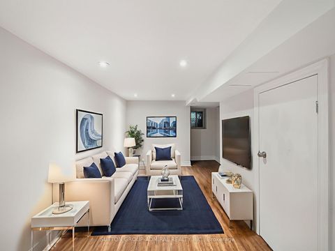 Photo 33 at 398 Crawford Street, Bellwoods, Toronto
