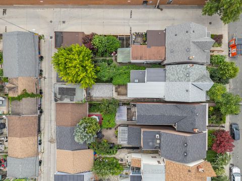 Photo 41 at 398 Crawford Street, Bellwoods, Toronto