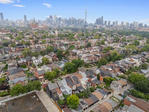Photo 42 at 398 Crawford Street, Bellwoods, Toronto