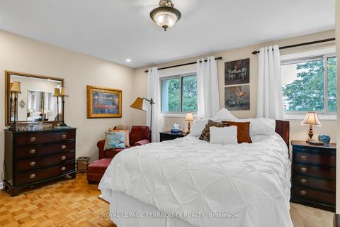 Photo 15 at 74 Silver Shadow Path, Markland Wood, Toronto