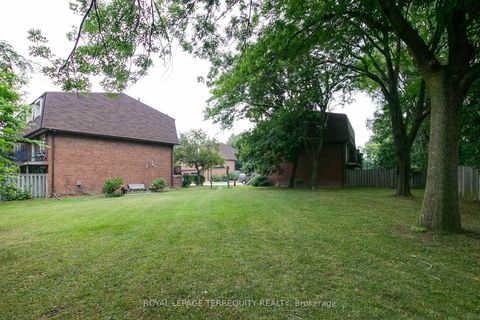 Photo 27 at 74 Silver Shadow Path, Markland Wood, Toronto