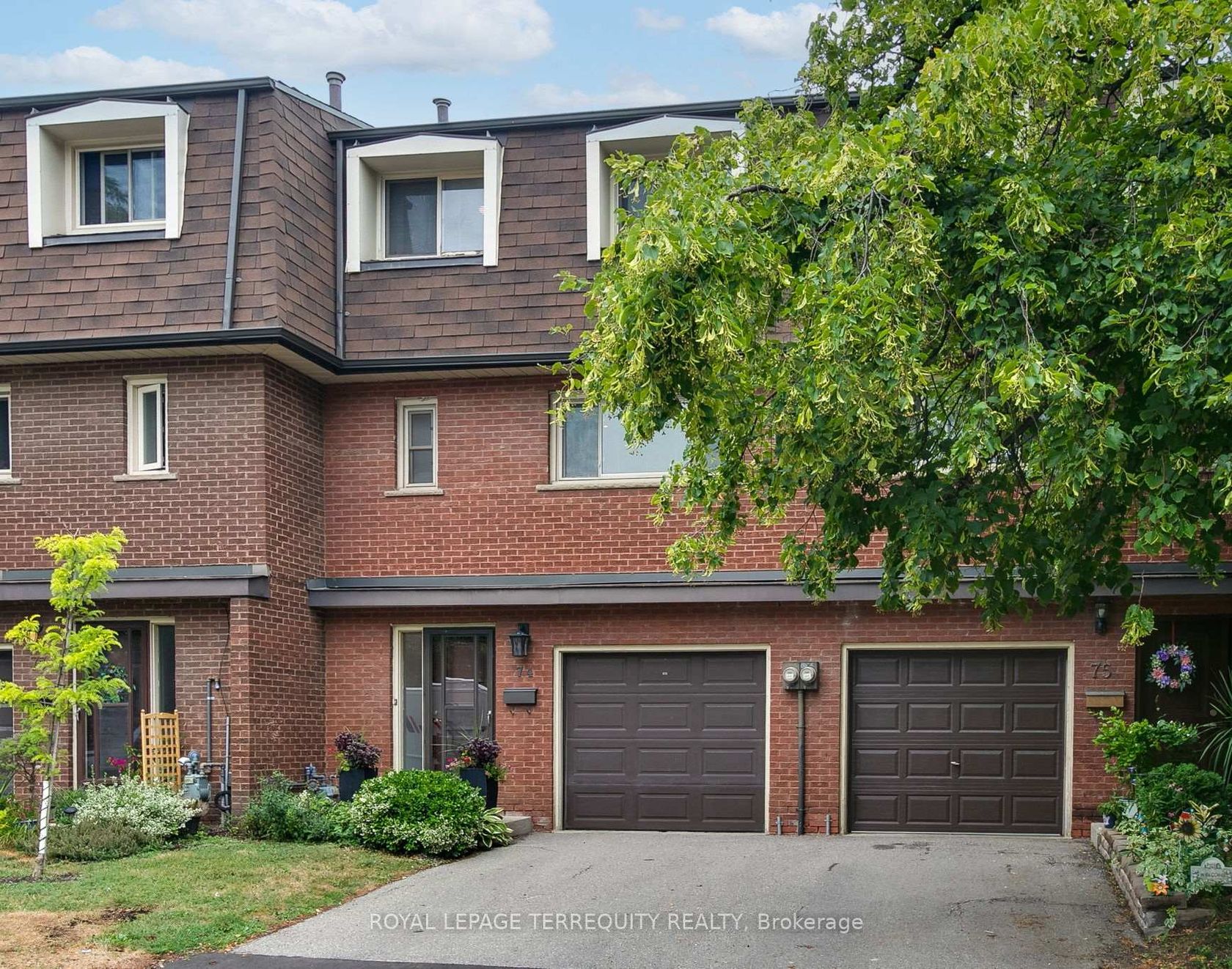74 Silver Shadow Path, Markland Wood, Toronto 