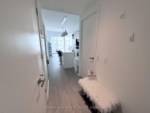 Photo 9 at 2910 - 5 Soudan Avenue, Mount Pleasant West, Toronto