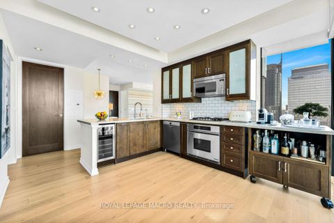 Photo 6 at 4302 - 33 Lombard Street, Yonge Corridor, Toronto