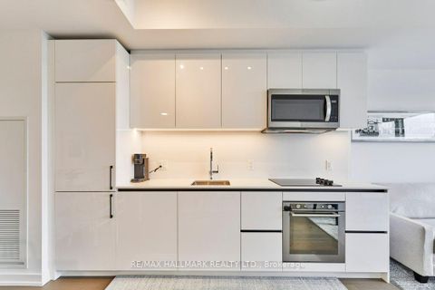 Photo 3 at 636 - 150 Logan Avenue, South Riverdale, Toronto