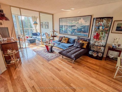 Photo 9 at 307 - 100 Observatory Lane, Observatory, Richmond Hill