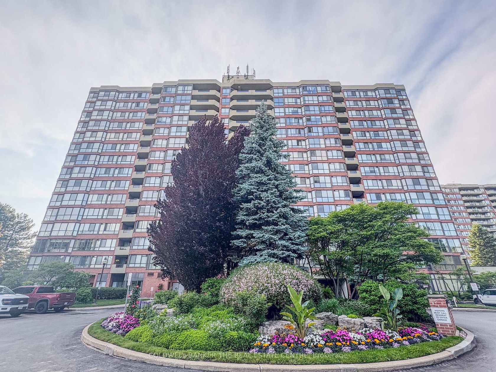 307 - 100 Observatory Lane, Observatory, Richmond Hill 