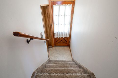 Photo 15 at 2054 Bridge Road, WO West, Oakville