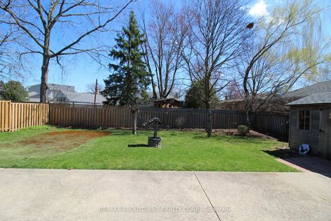 Photo 32 at 2054 Bridge Road, WO West, Oakville