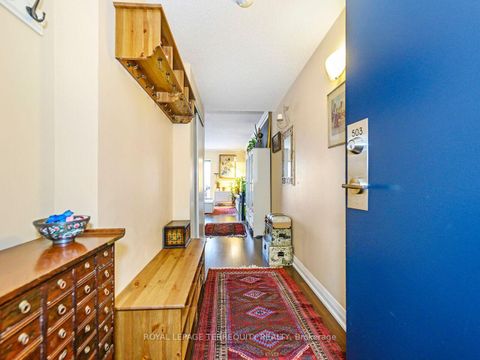 Photo 4 at 503 - 35 Hunt Avenue, Mill Pond, Richmond Hill