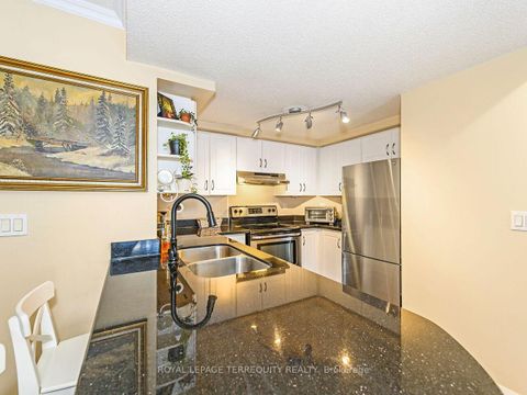 Photo 10 at 503 - 35 Hunt Avenue, Mill Pond, Richmond Hill