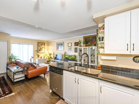Photo 14 at 503 - 35 Hunt Avenue, Mill Pond, Richmond Hill
