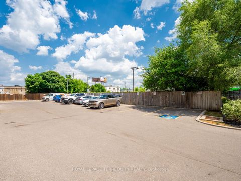 Photo 36 at 503 - 35 Hunt Avenue, Mill Pond, Richmond Hill