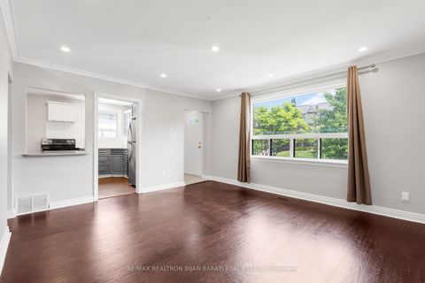 Photo 1 at 36 Cobden Street, Willowdale West, Toronto