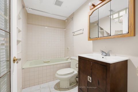 Photo 17 at 36 Cobden Street, Willowdale West, Toronto