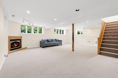 Photo 19 at 36 Cobden Street, Willowdale West, Toronto