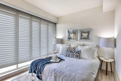 Photo 6 at 611 - 19 Bathurst Street, Waterfront Communities C1, Toronto