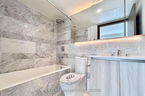 Photo 7 at 611 - 19 Bathurst Street, Waterfront Communities C1, Toronto