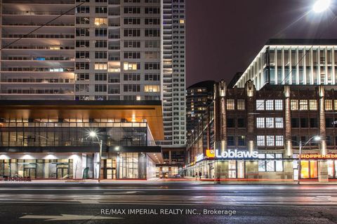 Photo 14 at 611 - 19 Bathurst Street, Waterfront Communities C1, Toronto