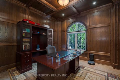 Photo 18 at 118 Park Ridge Drive, Kleinburg, Vaughan