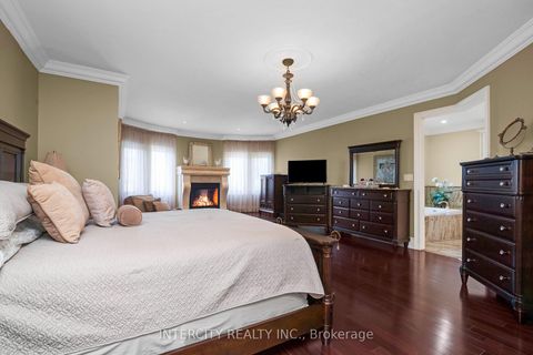 Photo 20 at 118 Park Ridge Drive, Kleinburg, Vaughan