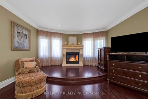 Photo 21 at 118 Park Ridge Drive, Kleinburg, Vaughan