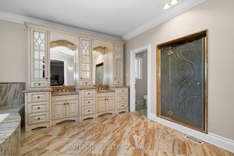 Photo 23 at 118 Park Ridge Drive, Kleinburg, Vaughan