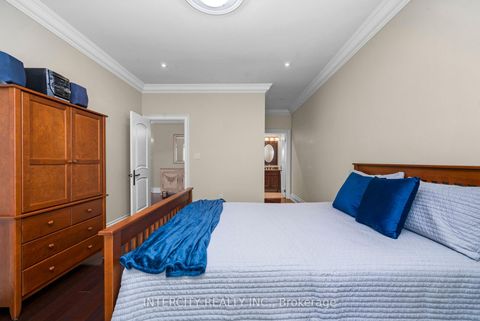 Photo 26 at 118 Park Ridge Drive, Kleinburg, Vaughan