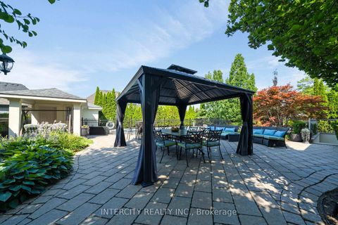 Photo 37 at 118 Park Ridge Drive, Kleinburg, Vaughan