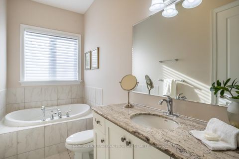 Photo 18 at 203 Hunterwood Chase, Rural Vaughan, Vaughan