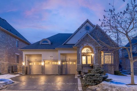 Photo 33 at 203 Hunterwood Chase, Rural Vaughan, Vaughan